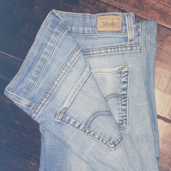 Levi’s Vintage Perfectly Slimming Boot Cut 512” - Picture 2 of 3